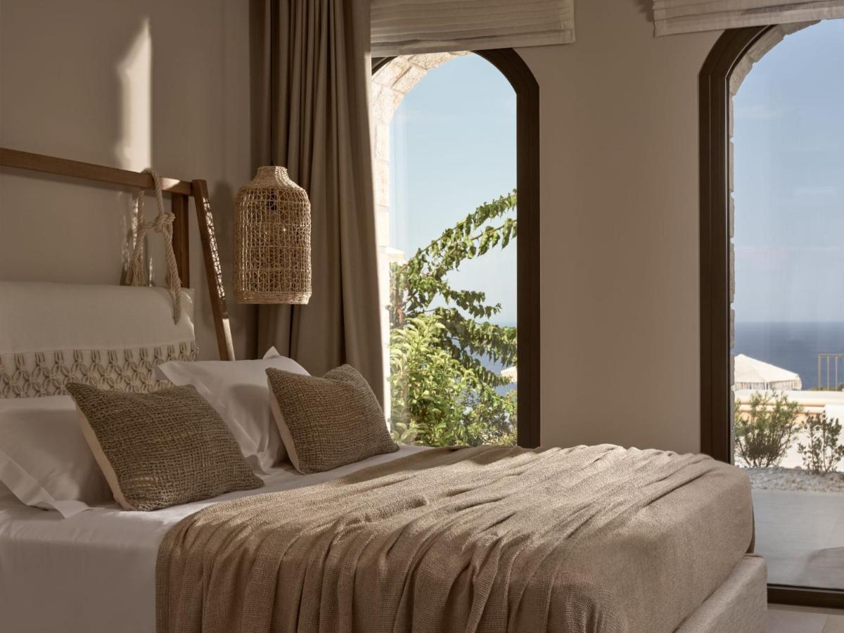 Rebek Luxury Villas & Suites Agios Nikolaos  Exterior photo